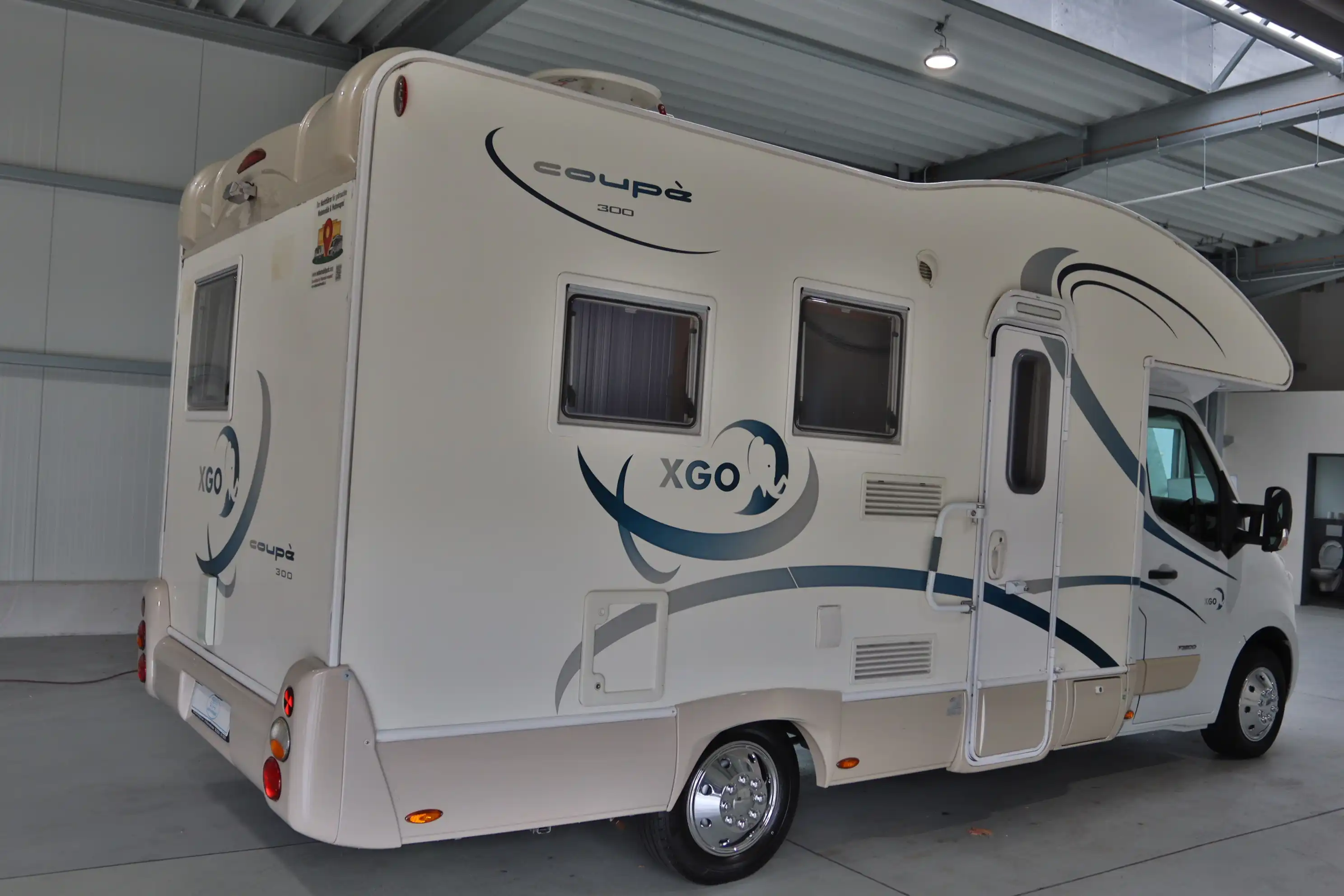 XGO Coupe 300
